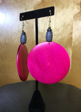 Load image into Gallery viewer, Large Wood Disc Earrings